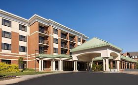 Courtyard Newark-university Of Delaware 3*